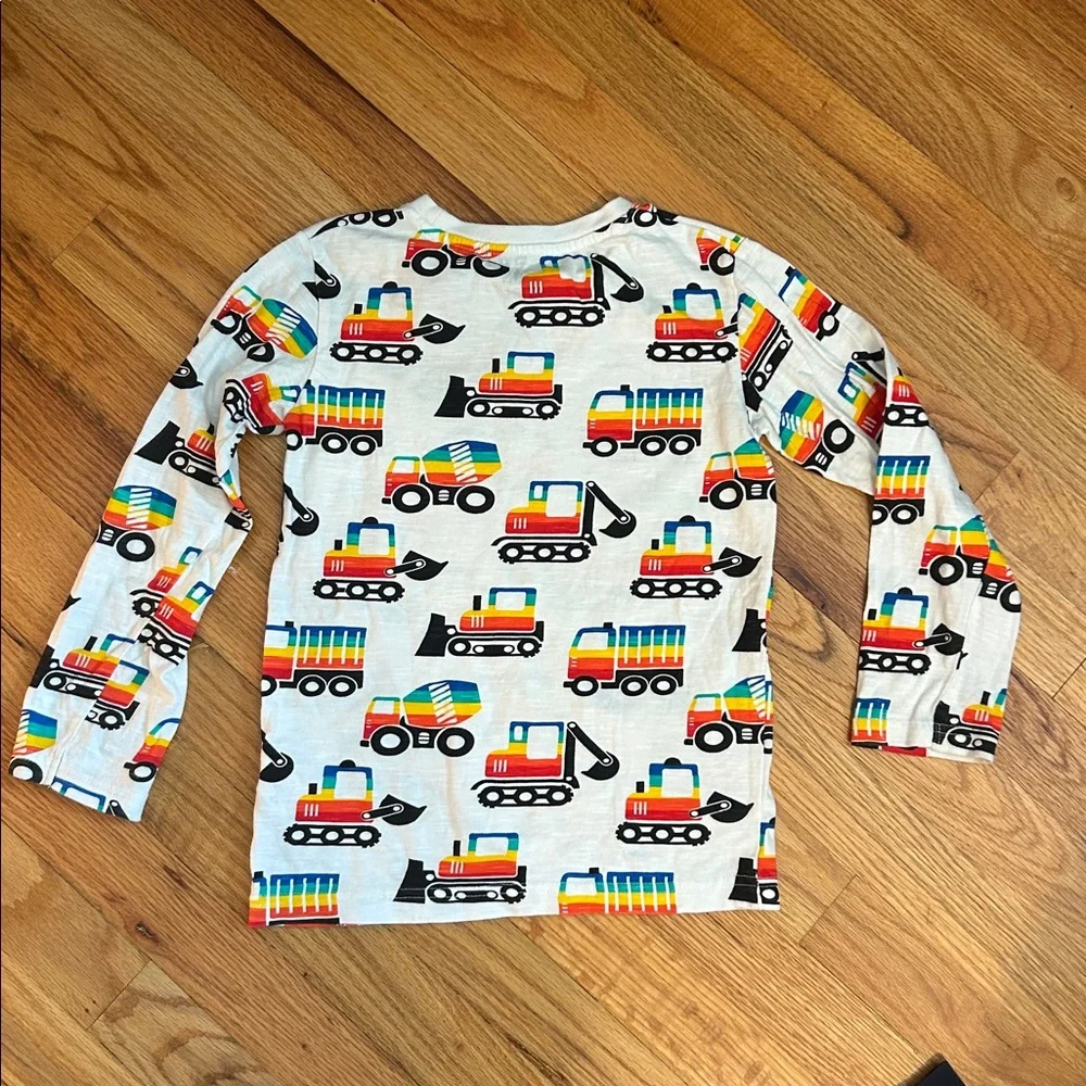 (2) NEXT long sleeve graphic tees - Picture 9 of 11